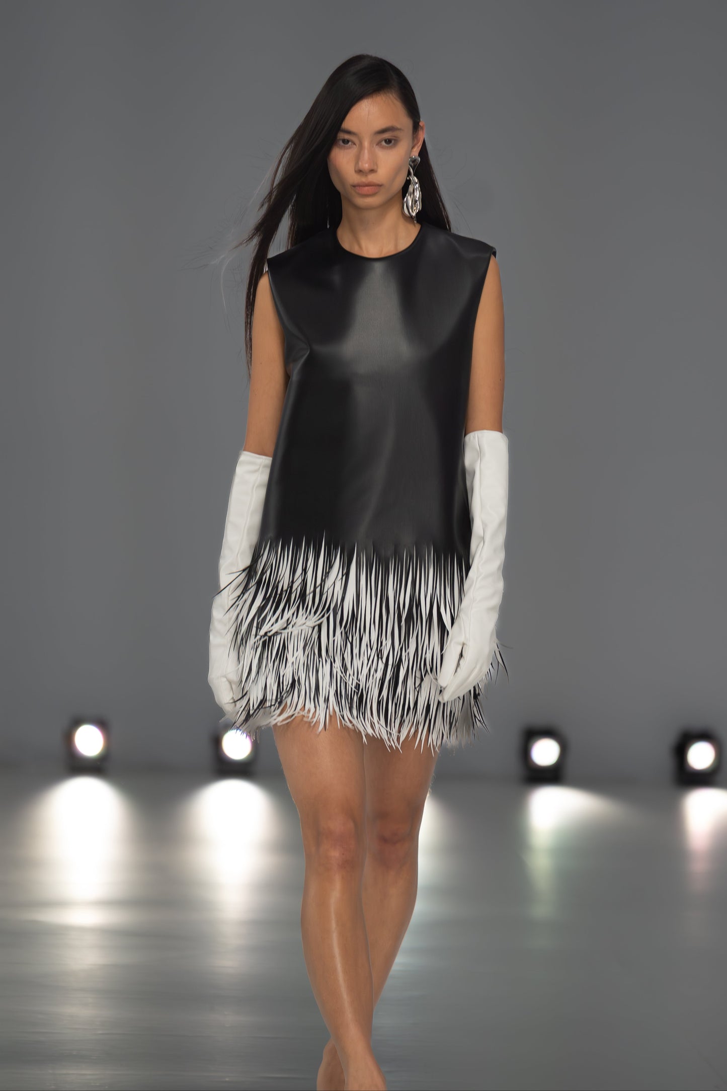 LOOK 5