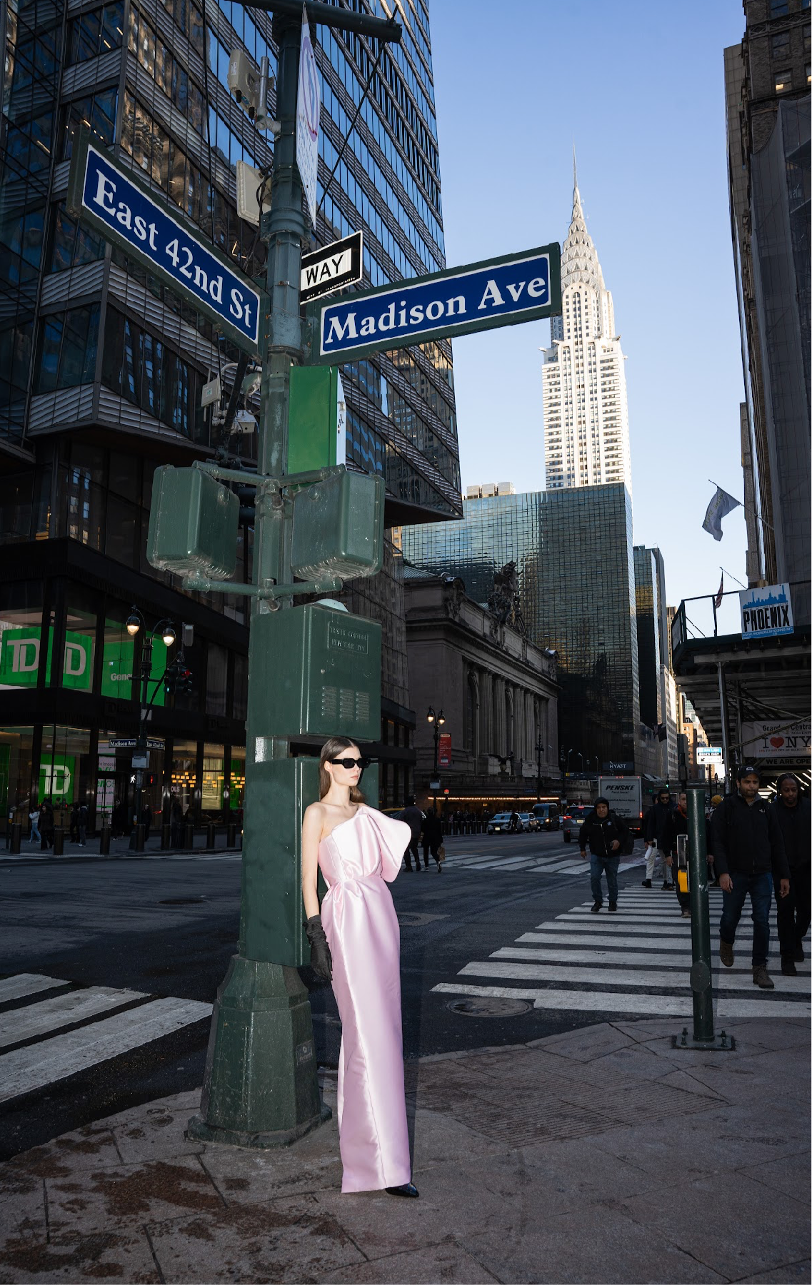 ISLA GOWN